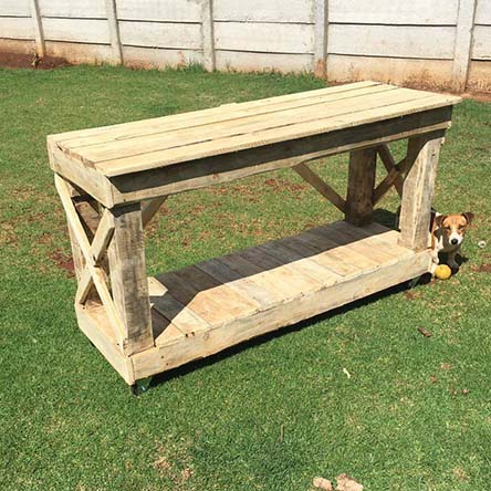 RRI Pallet Furniture